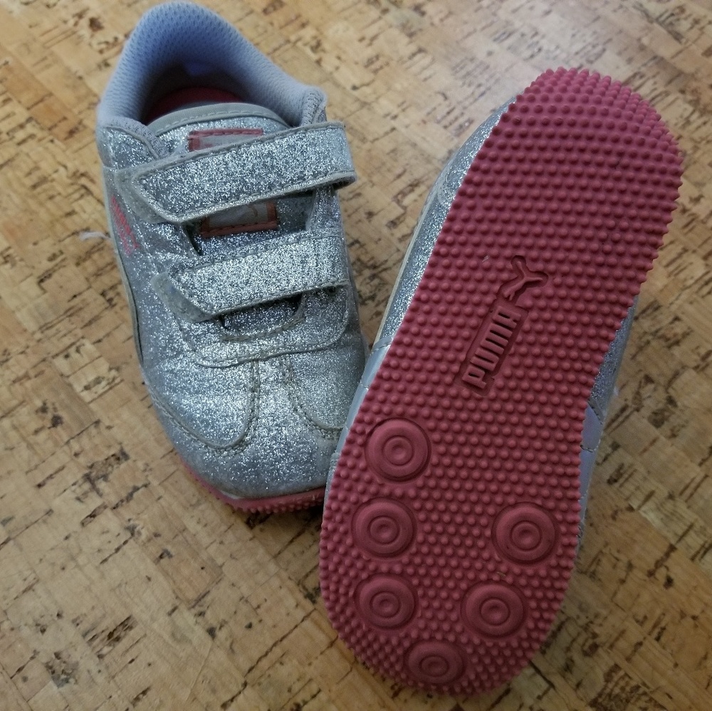 Puma toddler sneakers silver sparkle size 7
